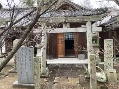 鶴岡八幡神社の末社・摂社