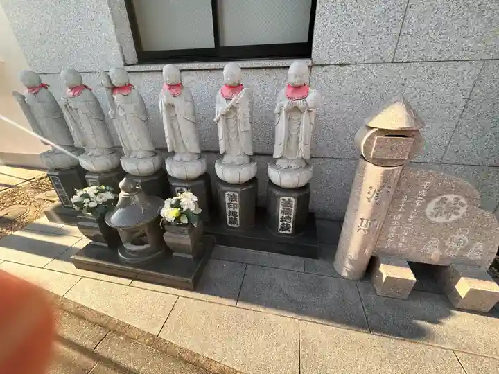 三念寺(東京都)