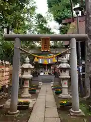 高円寺氷川神社の鳥居