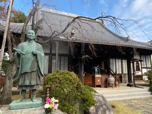 光明寺の本殿・本堂