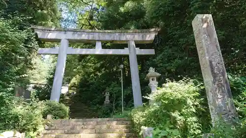 都々古別神社(馬場)の鳥居