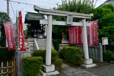 成田山川越別院の鳥居