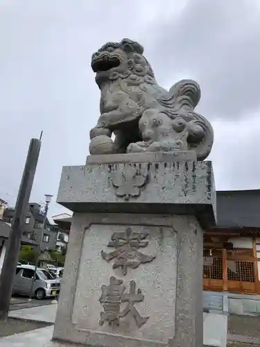 武井神社の狛犬