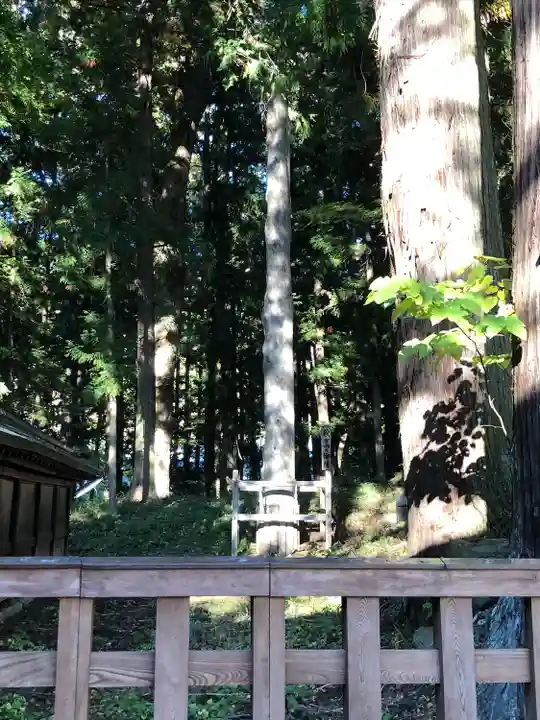 諏訪大社下社秋宮(長野県)