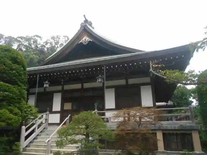 報国寺の本殿・本堂