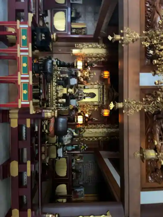 総持寺の{uncategorized: "未分類", other: "その他", undefined: "問題あり", building: "その他建物", grave: "お墓", sacred_gate: "鳥居", guardian: "狛犬", statue: "像", buddha: "仏像", history: "歴史", nature: "自然", garden: "庭園", animal: "動物", pagoda: "塔", temizu: "手水舎", mountain_gate: "山門・神門", sanctuary: "本殿・本堂", subordinate: "末社・摂社", art: "芸術", scenery: "景色", jizo: "地蔵", ema: "絵馬", goshuin: "御朱印", omikuji: "おみくじ", items: "授与品その他", amulet: "お守り", goshuincho: "御朱印帳", eats: "食事", festival: "お祭り", votive_dance: "神楽", shichigosan: "七五三参", wedding: "結婚式", experience: "体験その他", initially: "初詣", around: "周辺", anti_infection: "感染症対策"}