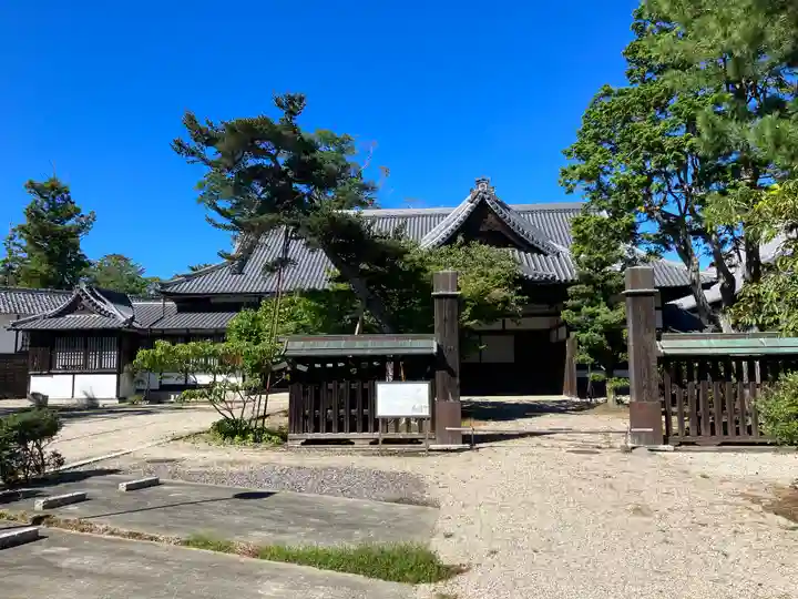 本山専修寺(三重県)