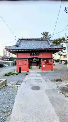 青梅神社の山門