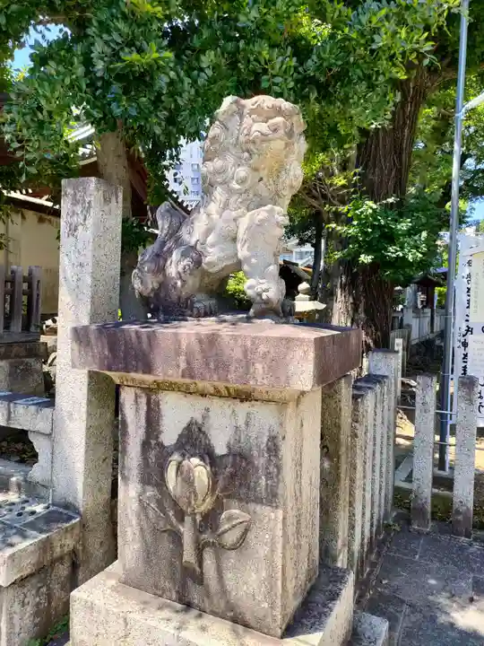 日置神社の狛犬