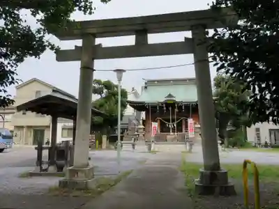 三輪里稲荷神社の鳥居