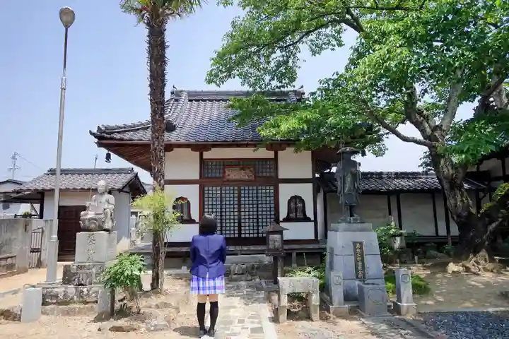 愛染寺の本殿・本堂