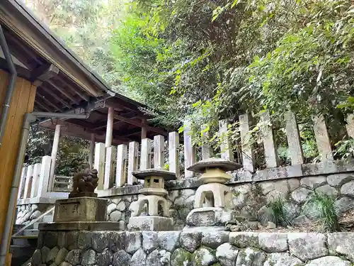 采女八幡社の建物その他