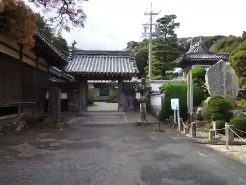 常安寺の山門・神門