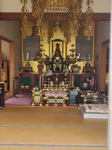 高蔵寺の本殿