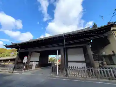 蓮華王院(三十三間堂)の山門・神門