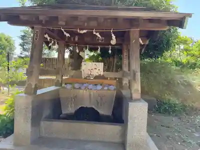 鳩ヶ谷氷川神社の{uncategorized: "未分類", other: "その他", undefined: "問題あり", building: "その他建物", grave: "お墓", sacred_gate: "鳥居", guardian: "狛犬", statue: "像", buddha: "仏像", history: "歴史", nature: "自然", garden: "庭園", animal: "動物", pagoda: "塔", temizu: "手水舎", mountain_gate: "山門・神門", sanctuary: "本殿・本堂", subordinate: "末社・摂社", art: "芸術", scenery: "景色", jizo: "地蔵", ema: "絵馬", goshuin: "御朱印", omikuji: "おみくじ", items: "授与品その他", amulet: "お守り", goshuincho: "御朱印帳", eats: "食事", festival: "お祭り", votive_dance: "神楽", shichigosan: "七五三参", wedding: "結婚式", experience: "体験その他", initially: "初詣", around: "周辺", anti_infection: "感染症対策"}