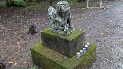 雨紛神社の狛犬