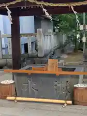 堤治神社の手水