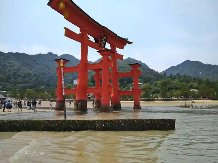 厳島神社(広島県)