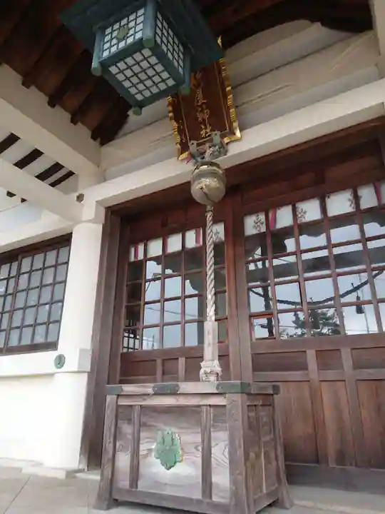 新屋社の本殿・本堂