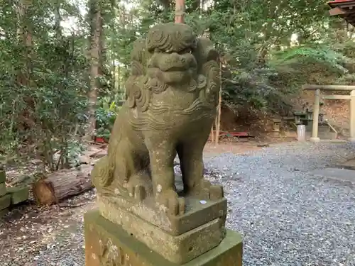 笹子神社の狛犬