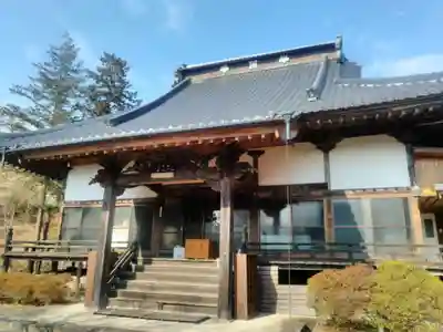 見本寺の本殿・本堂