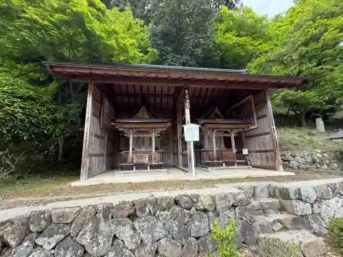 弥勒寺の{uncategorized: "未分類", other: "その他", undefined: "問題あり", building: "その他建物", grave: "お墓", sacred_gate: "鳥居", guardian: "狛犬", statue: "像", buddha: "仏像", history: "歴史", nature: "自然", garden: "庭園", animal: "動物", pagoda: "塔", temizu: "手水舎", mountain_gate: "山門・神門", sanctuary: "本殿・本堂", subordinate: "末社・摂社", art: "芸術", scenery: "景色", jizo: "地蔵", ema: "絵馬", goshuin: "御朱印", omikuji: "おみくじ", items: "授与品その他", amulet: "お守り", goshuincho: "御朱印帳", eats: "食事", festival: "お祭り", votive_dance: "神楽", shichigosan: "七五三参", wedding: "結婚式", experience: "体験その他", initially: "初詣", around: "周辺", anti_infection: "感染症対策"}