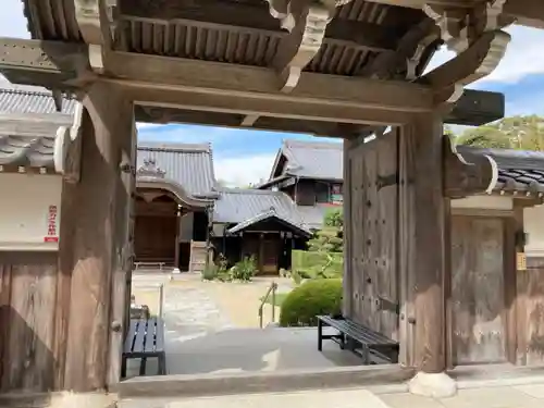 昌岩寺の山門・神門