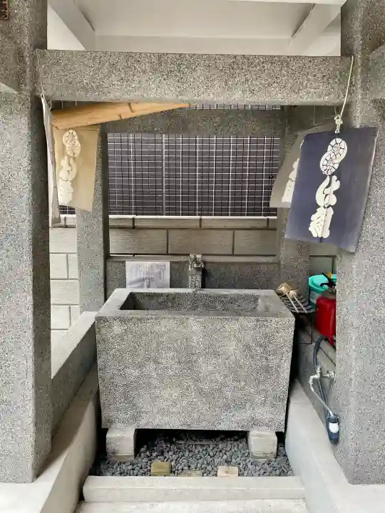 富沢稲荷神社の{uncategorized: "未分類", other: "その他", undefined: "問題あり", building: "その他建物", grave: "お墓", sacred_gate: "鳥居", guardian: "狛犬", statue: "像", buddha: "仏像", history: "歴史", nature: "自然", garden: "庭園", animal: "動物", pagoda: "塔", temizu: "手水舎", mountain_gate: "山門・神門", sanctuary: "本殿・本堂", subordinate: "末社・摂社", art: "芸術", scenery: "景色", jizo: "地蔵", ema: "絵馬", goshuin: "御朱印", omikuji: "おみくじ", items: "授与品その他", amulet: "お守り", goshuincho: "御朱印帳", eats: "食事", festival: "お祭り", votive_dance: "神楽", shichigosan: "七五三参", wedding: "結婚式", experience: "体験その他", initially: "初詣", around: "周辺", anti_infection: "感染症対策"}