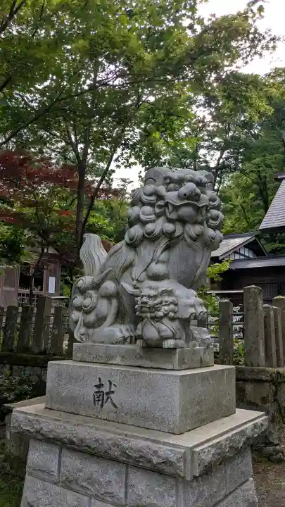 春日山神社の{uncategorized: "未分類", other: "その他", undefined: "問題あり", building: "その他建物", grave: "お墓", sacred_gate: "鳥居", guardian: "狛犬", statue: "像", buddha: "仏像", history: "歴史", nature: "自然", garden: "庭園", animal: "動物", pagoda: "塔", temizu: "手水舎", mountain_gate: "山門・神門", sanctuary: "本殿・本堂", subordinate: "末社・摂社", art: "芸術", scenery: "景色", jizo: "地蔵", ema: "絵馬", goshuin: "御朱印", omikuji: "おみくじ", items: "授与品その他", amulet: "お守り", goshuincho: "御朱印帳", eats: "食事", festival: "お祭り", votive_dance: "神楽", shichigosan: "七五三参", wedding: "結婚式", experience: "体験その他", initially: "初詣", around: "周辺", anti_infection: "感染症対策"}