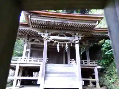 白山神社の本殿・本堂