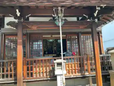 願生寺の本殿・本堂