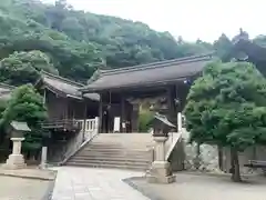 美保神社の山門