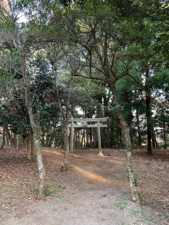 八幡神社の鳥居