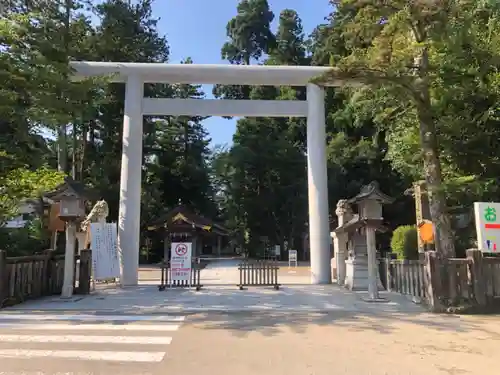 白山比咩神社の鳥居