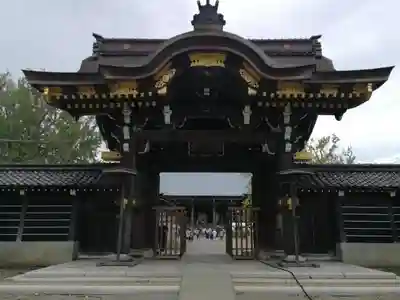 勝興寺の山門・神門