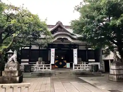 鳥越神社の本殿・本堂