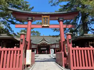 氣比神宮の鳥居