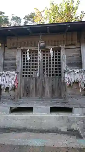 山神社の本殿