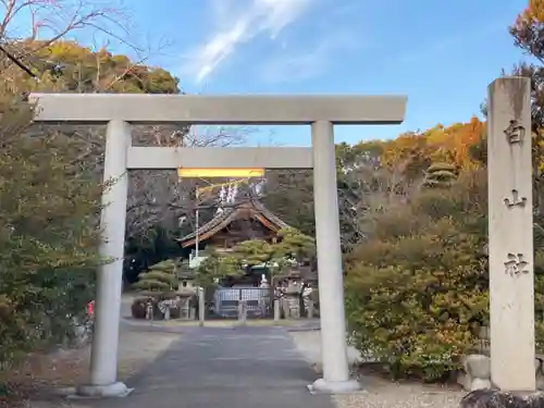 白山神社（木曽川町黒田）の鳥居