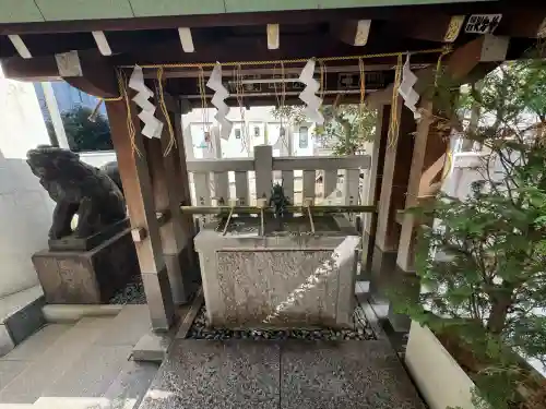 築土神社の{uncategorized: "未分類", other: "その他", undefined: "問題あり", building: "その他建物", grave: "お墓", sacred_gate: "鳥居", guardian: "狛犬", statue: "像", buddha: "仏像", history: "歴史", nature: "自然", garden: "庭園", animal: "動物", pagoda: "塔", temizu: "手水舎", mountain_gate: "山門・神門", sanctuary: "本殿・本堂", subordinate: "末社・摂社", art: "芸術", scenery: "景色", jizo: "地蔵", ema: "絵馬", goshuin: "御朱印", omikuji: "おみくじ", items: "授与品その他", amulet: "お守り", goshuincho: "御朱印帳", eats: "食事", festival: "お祭り", votive_dance: "神楽", shichigosan: "七五三参", wedding: "結婚式", experience: "体験その他", initially: "初詣", around: "周辺", anti_infection: "感染症対策"}