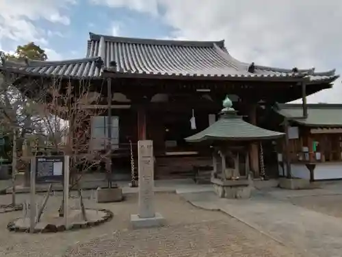 道明寺の本殿