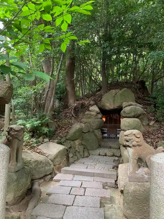 芦屋神社の末社・摂社