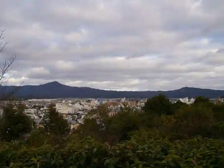 建勲神社の景色