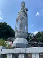 埼玉厄除け開運大師・龍泉寺（切り絵御朱印発祥の寺）の仏像