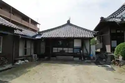 中性院の本殿・本堂