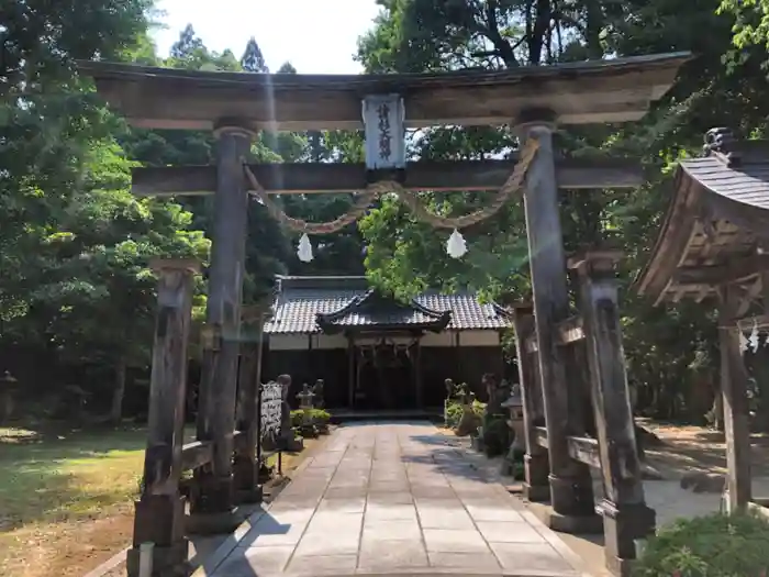 諸杉神社の鳥居