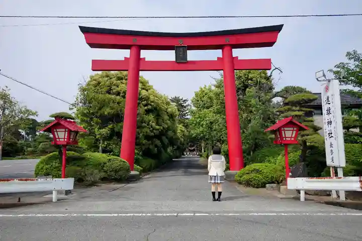 進雄神社の鳥居