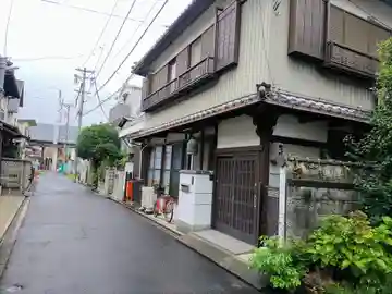 聞信寺の本殿・本堂