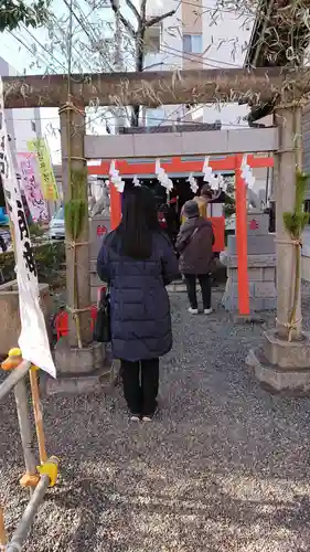 高山稲荷神社の鳥居